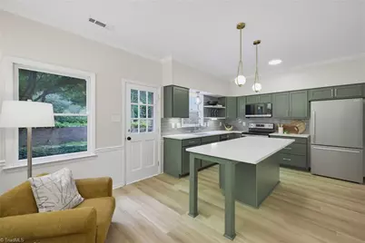 1 Fountain Manor Drive #B, Greensboro, NC 27405 - Photo 7