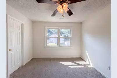 889 Salem Pointe Lane, Winston-Salem, NC 27101 - Photo 15
