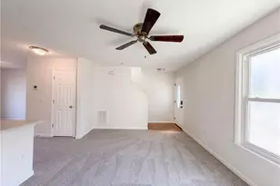 889 Salem Pointe Ln, Winston-Salem, NC 27101 - Photo 3
