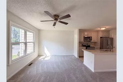 889 Salem Pointe Lane, Winston-Salem, NC 27101 - Photo 9
