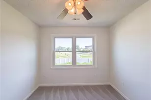 889 Salem Pointe Ln, Winston-Salem, NC 27101 - Photo 13