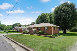 1106 Walnut St, Reidsville, NC 27320 - Photo 5