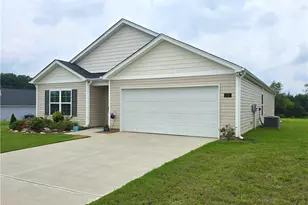 202 Alamos Ave, Lexington, NC 27295 - Photo 3
