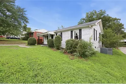 1208 Wallace Street, Burlington, NC 27217 - Photo 5