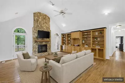 7802 High Meadows Road, Greensboro, NC 27455 - Photo 5