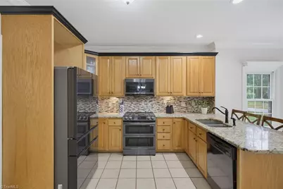 7802 High Meadows Road, Greensboro, NC 27455 - Photo 17