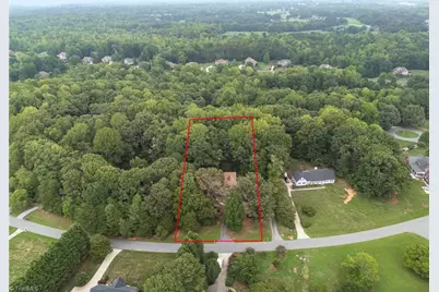 7802 High Meadows Road, Greensboro, NC 27455 - Photo 47