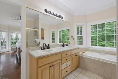 7802 High Meadows Road, Greensboro, NC 27455 - Photo 21