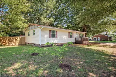 7036 N Nc Highway 109, Wallburg, NC 27107 - Photo 5