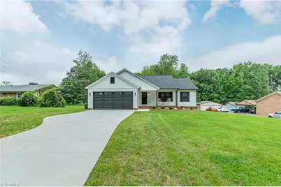 32 Ranchor Drive, Thomasville, NC 27360 - Photo 3