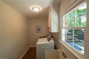 2312 Belmont Dr, Reidsville, NC 27320 - Photo 19