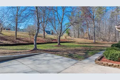 682 Cecil Street, Thomasville, NC 27360 - Photo 7