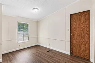524 Silver Valley Rd, Lexington, NC 27292 - Photo 5
