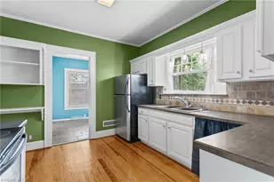 403 Spring St, Thomasville, NC 27360 - Photo 15