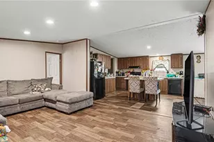 380 Ave J, Lexington, NC 27292 - Photo 5