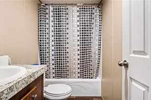 380 Ave J, Lexington, NC 27292 - Photo 15