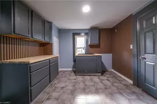 923 Crowder St, Winston-Salem, NC 27107 - Photo 11