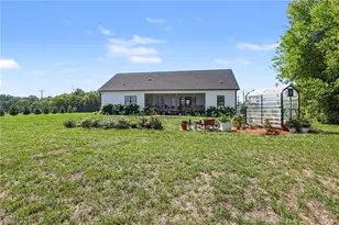 366 Gold Hill Rd, Madison, NC 27025 - Photo 27