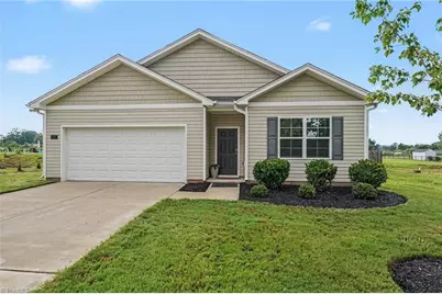 620 Hickory Point Drive, Lexington, NC 27292 - Photo 1