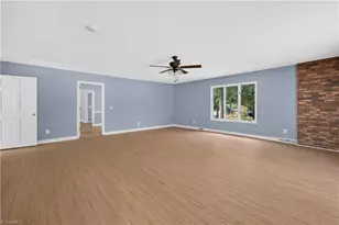 5707 Gatestone Dr, Greensboro, NC 27406 - Photo 13