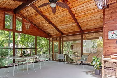 2922 Round Hill Road, Greensboro, NC 27408 - Photo 15