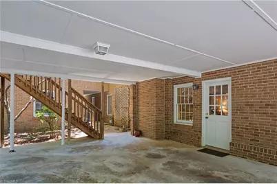 2922 Round Hill Road, Greensboro, NC 27408 - Photo 37