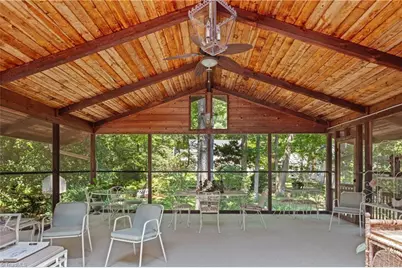 2922 Round Hill Road, Greensboro, NC 27408 - Photo 15