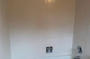 1000 Englewood Dr, Winston-Salem, NC 27106 - Photo 27