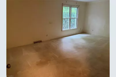 1000 Englewood Drive, Winston-Salem, NC 27106 - Photo 15