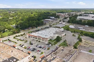 4925 W Market St, Greensboro, NC 27407 - Photo 17