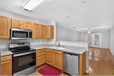 7108 W Friendly Avenue, Greensboro, NC 27410 - Photo 7
