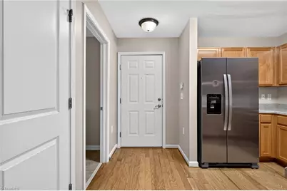 7108 W Friendly Avenue, Greensboro, NC 27410 - Photo 5