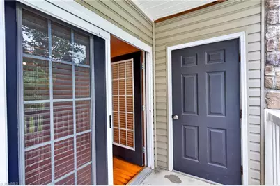 7108 W Friendly Avenue, Greensboro, NC 27410 - Photo 25