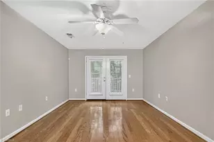 7108 W Friendly Ave, Greensboro, NC 27410 - Photo 13