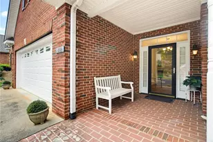 141 Sterling Point Ct, Winston-Salem, NC 27104 - Photo 5