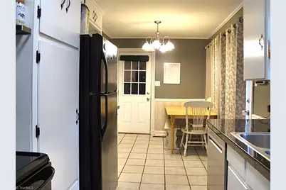 509 Robinhood Road, Reidsville, NC 27320 - Photo 9