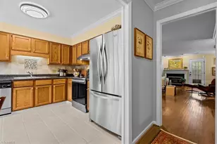 121 Dolley Madison Rd, Greensboro, NC 27410 - Photo 3