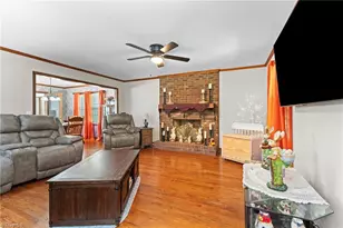 5750 Stanleyville Dr, Winston-Salem, NC 27105 - Photo 5