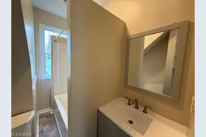 614 Mendenhall Street #C, Greensboro, NC 27403 - Photo 11