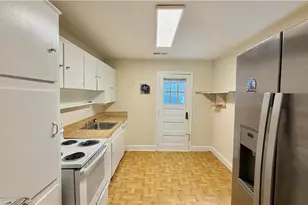 928 McCormick St, Greensboro, NC 27403 - Photo 5