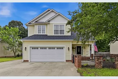 212 Santa Fe Circle, Thomasville, NC 27360 - Photo 1