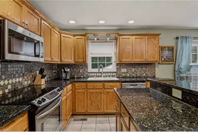 212 Santa Fe Circle, Thomasville, NC 27360 - Photo 13