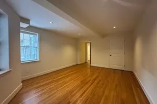 817 N Elm St, Greensboro, NC 27401 - Photo 13