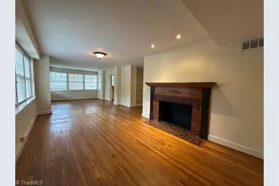 817 N Elm Street #G, Greensboro, NC 27401 - Photo 3