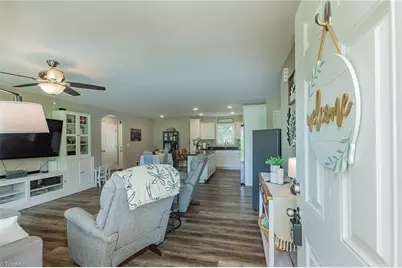 185 Broadway Road, Lexington, NC 27295 - Photo 9