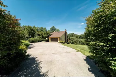 1901 Hennings Road, East Bend, NC 27018 - Photo 7