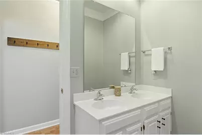 309 Hambrick Court, Winston-Salem, NC 27106 - Photo 19