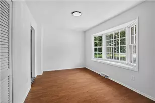 3011 Patriot Ct, Greensboro, NC 27408 - Photo 7