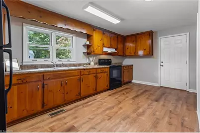 500 Washington Street, Graham, NC 27253 - Photo 9