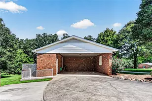 308 Westbury Dr, Asheboro, NC 27205 - Photo 33